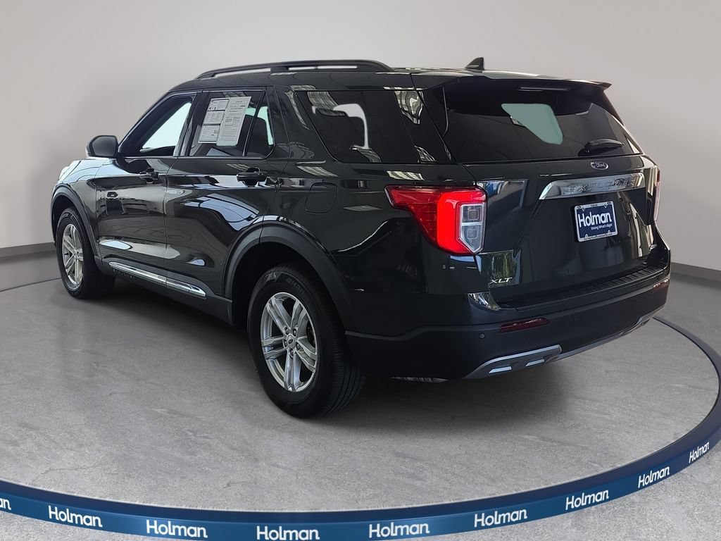 Certified 2023 Ford Explorer XLT w/ Equipment Group 202A AWD/4WD image 7