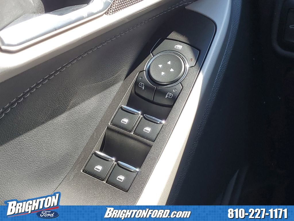 Certified 2024 Ford Explorer XLT AWD/4WD image 17