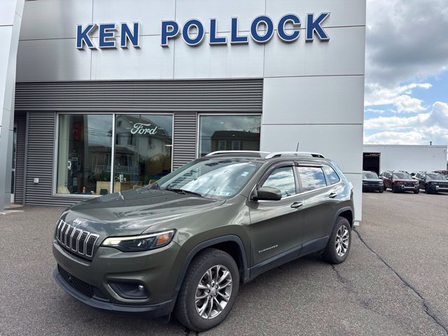 Used 2021 Jeep Cherokee Latitude Lux AWD/4WD image 2