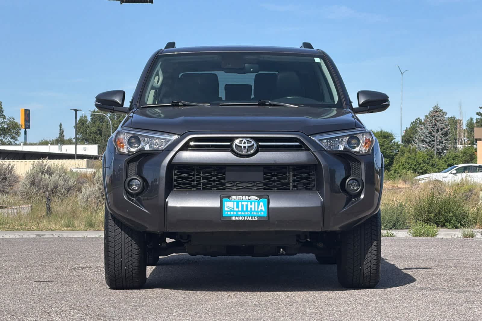 Used 2023 Toyota 4Runner SR5 Premium w/ Moonroof Package AWD/4WD image 10