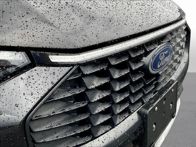 Certified 2024 Ford Escape Platinum AWD/4WD image 33