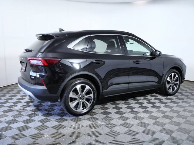 Certified 2023 Ford Escape Platinum w/ Premium Technology Package AWD/4WD image 6