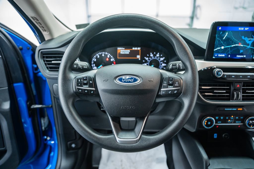 Certified 2020 Ford Escape SE image 29