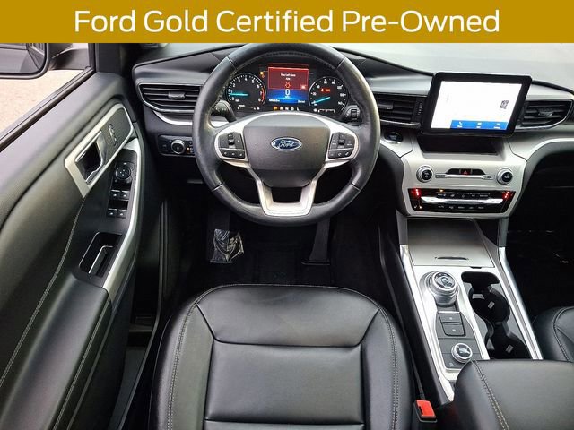 Certified 2022 Ford Explorer XLT w/ Equipment Group 202A image 15