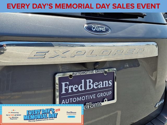 Certified 2022 Ford Explorer XLT w/ Equipment Group 202A AWD/4WD image 31