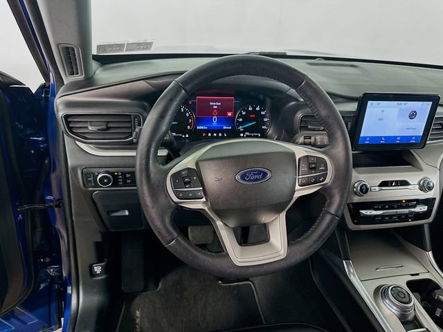 Certified 2023 Ford Explorer XLT w/ Equipment Group 202A AWD/4WD image 26