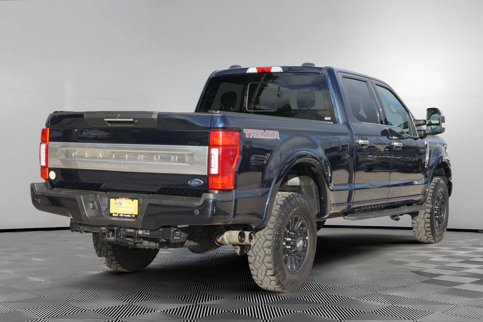 Certified 2022 Ford F350 Platinum w/ Tremor Off-Road Package AWD/4WD image 5
