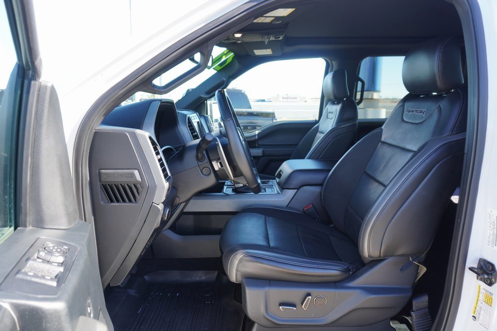 Certified 2020 Ford F150 Raptor w/ Equipment Group 802A Luxury image 7