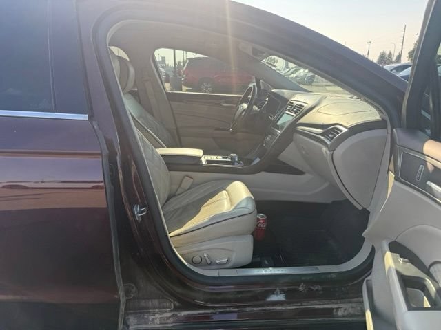 Certified 2018 Ford Fusion Platinum FWD image 12