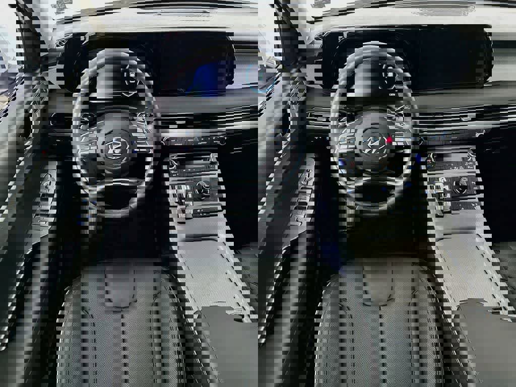 Used 2025 Hyundai Palisade SEL FWD image 9