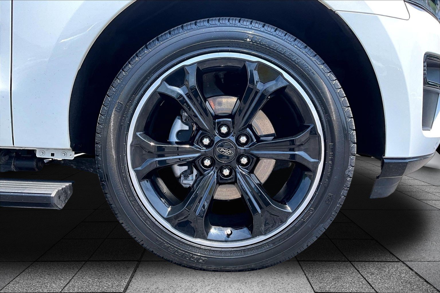 Certified 2024 Ford Expedition Limited AWD/4WD image 8