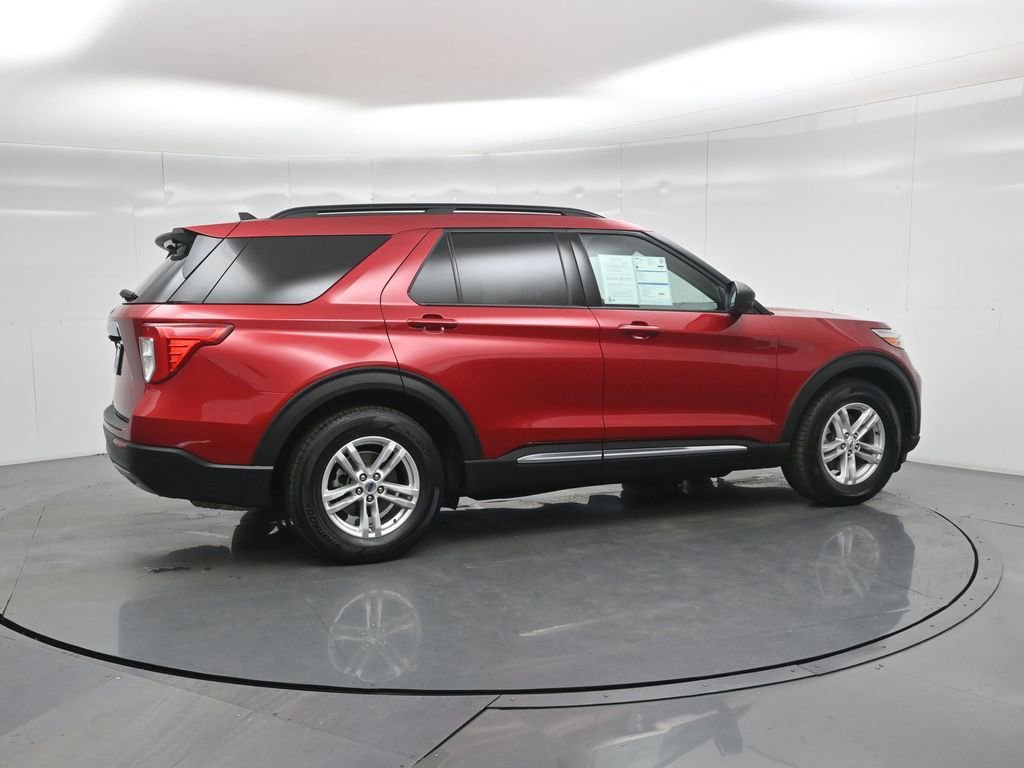 Certified 2021 Ford Explorer XLT image 14