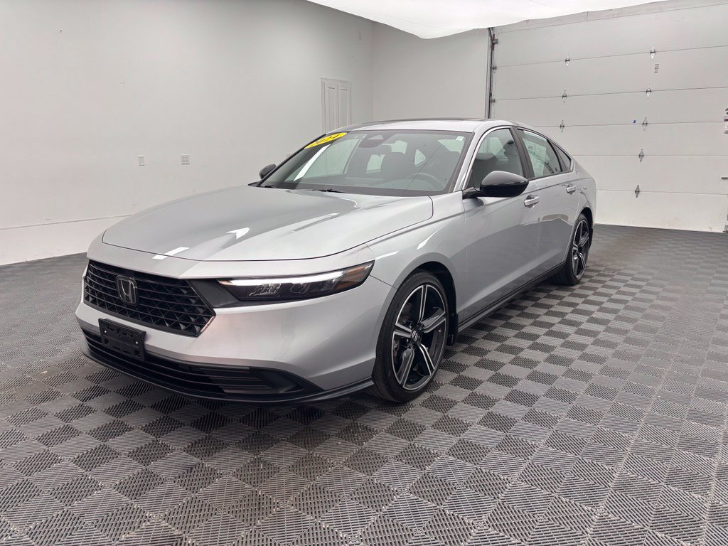 Used 2024 Honda Accord Sport image 13