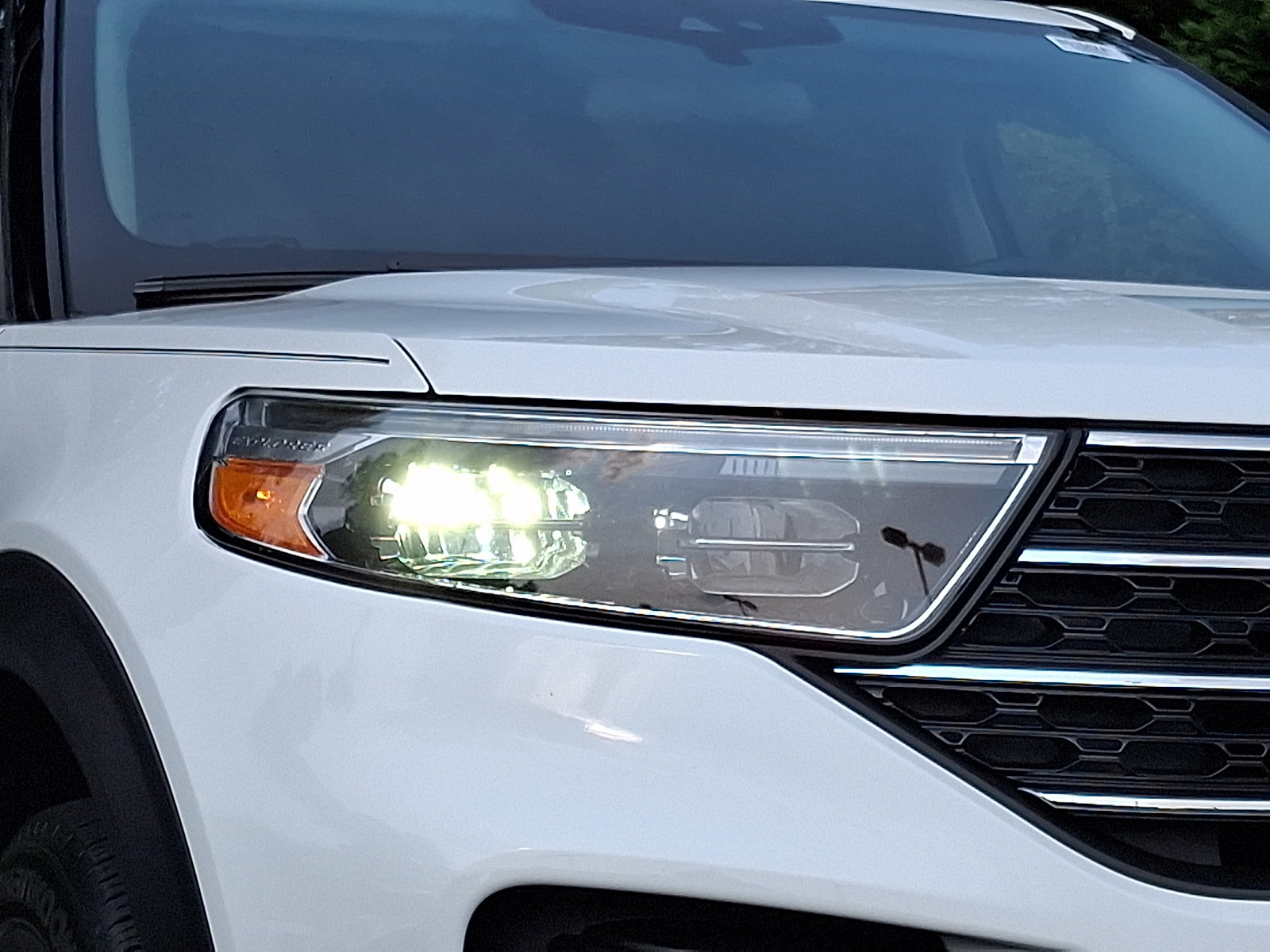 Certified 2023 Ford Explorer XLT AWD/4WD image 9
