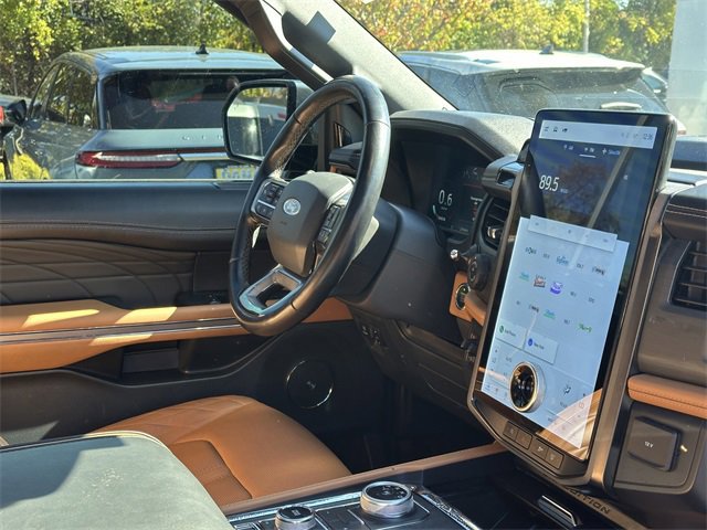 Certified 2022 Ford Expedition Max Platinum image 35