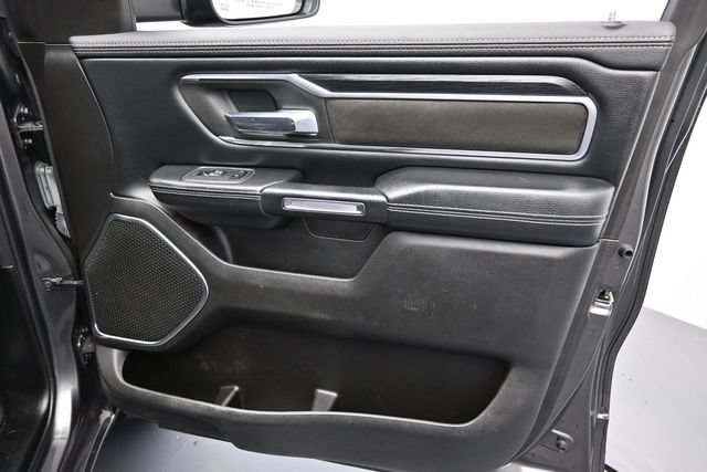 Used 2024 RAM 1500 Laramie AWD/4WD image 32