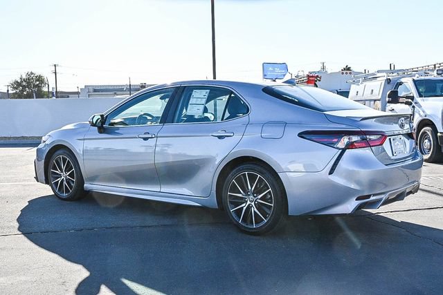 Used 2024 Toyota Camry SE FWD image 8