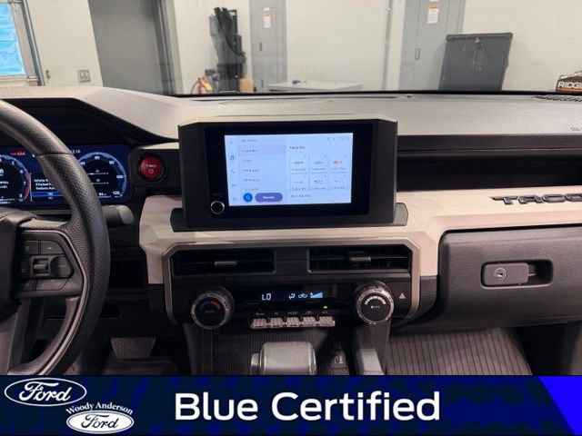Used 2024 Toyota Tacoma TRD Off-Road AWD/4WD image 15