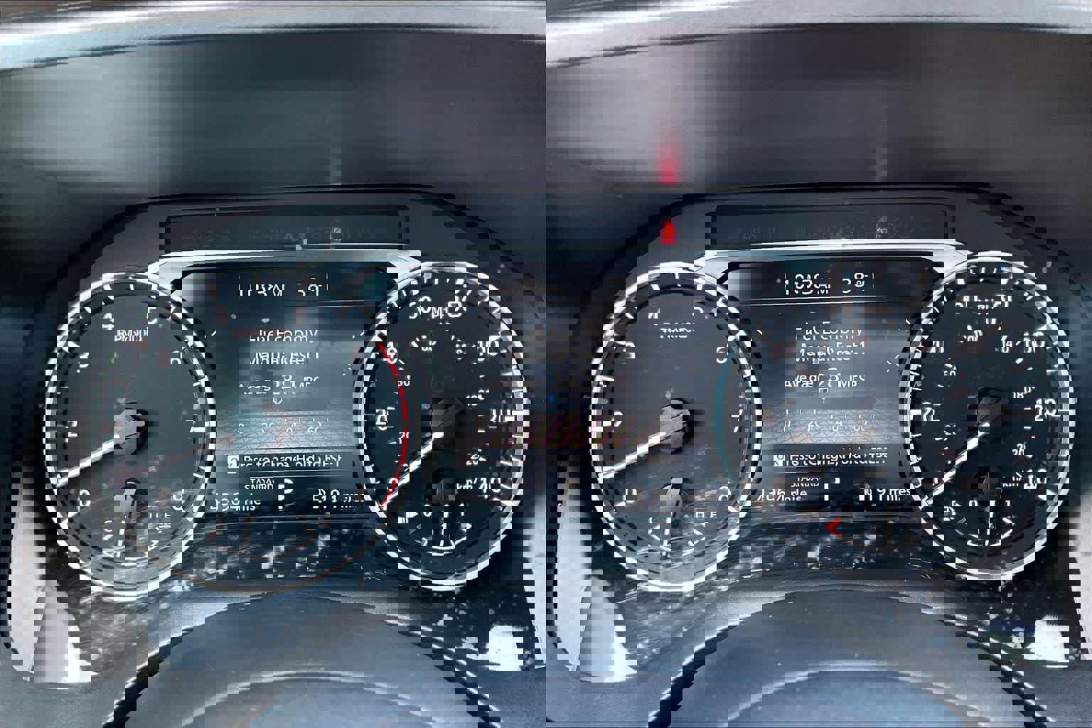 Used 2023 Nissan Rogue S image 28