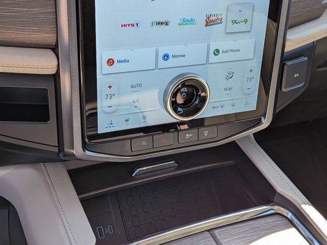 Certified 2024 Ford Expedition Limited AWD/4WD image 23