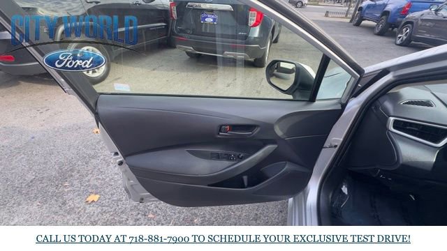Used 2022 Toyota Corolla LE image 7