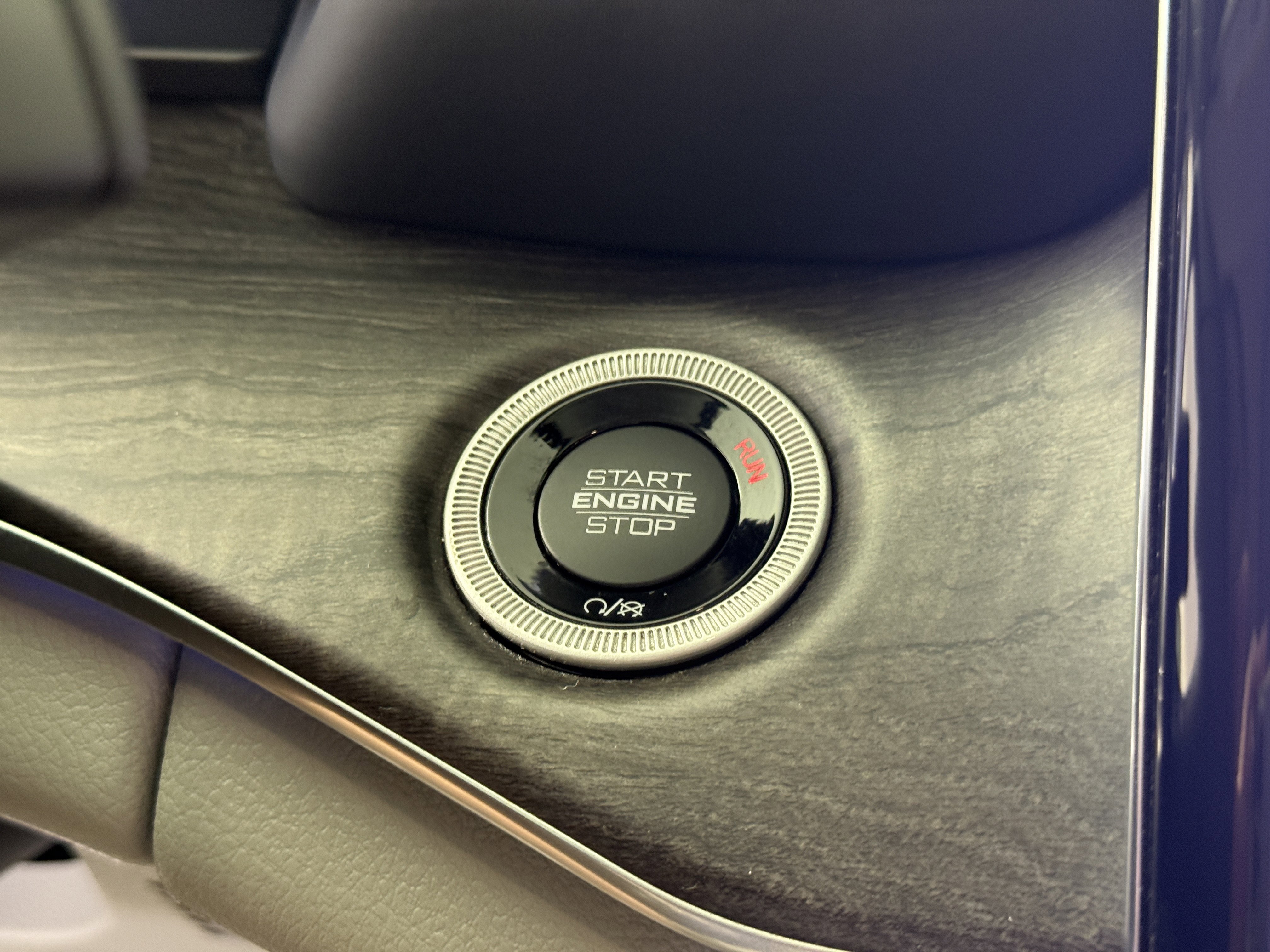 Used 2022 Jeep Grand Cherokee Overland w/ Adv Protech Group III image 29