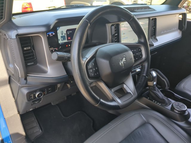 Certified 2023 Ford Bronco Outer Banks w/ Sasquatch Package AWD/4WD image 10