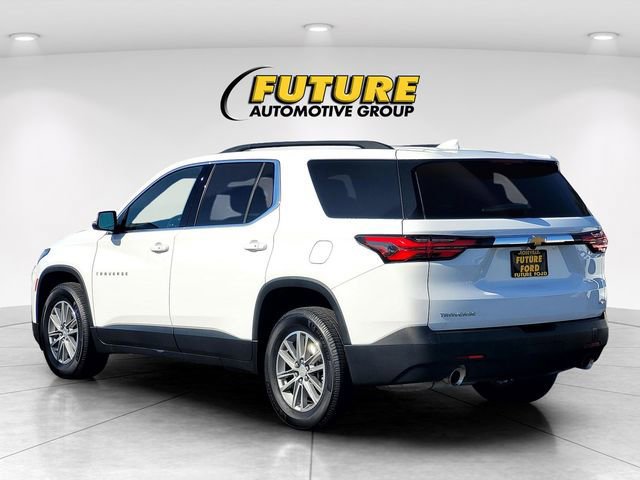 Used 2023 Chevrolet Traverse LT image 3
