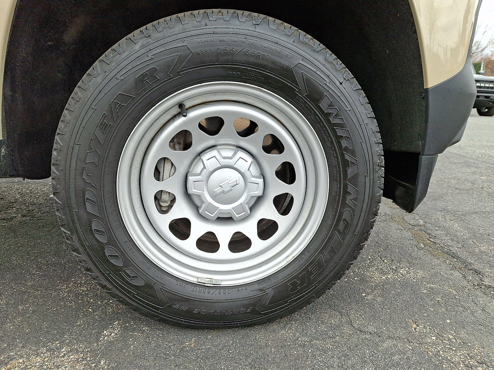 Used 2023 Chevrolet Colorado W/T image 8