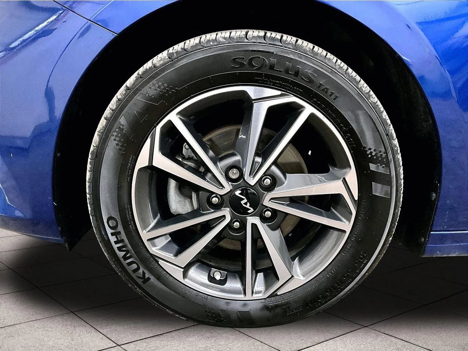 Used 2023 Kia Forte LXS FWD image 8