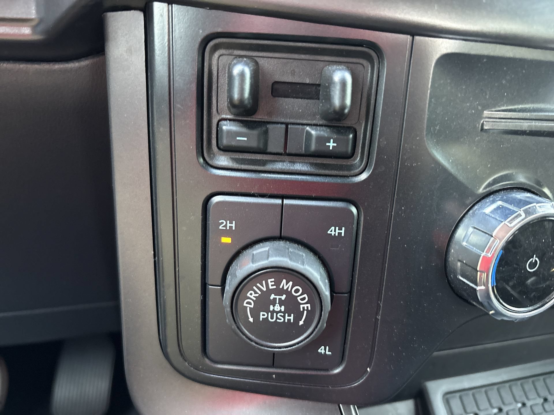 Certified 2024 Ford F150 XLT w/ Equipment Group 302A MID AWD/4WD image 8