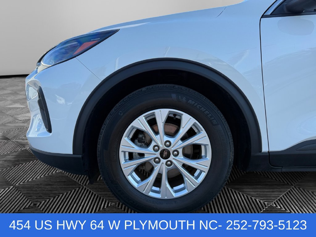 Certified 2023 Ford Escape Active FWD image 14