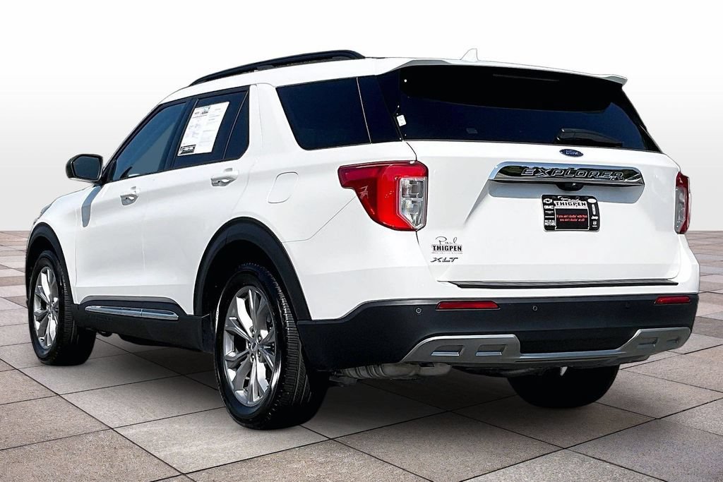 Certified 2023 Ford Explorer XLT w/ Equipment Group 202A RWD image 2