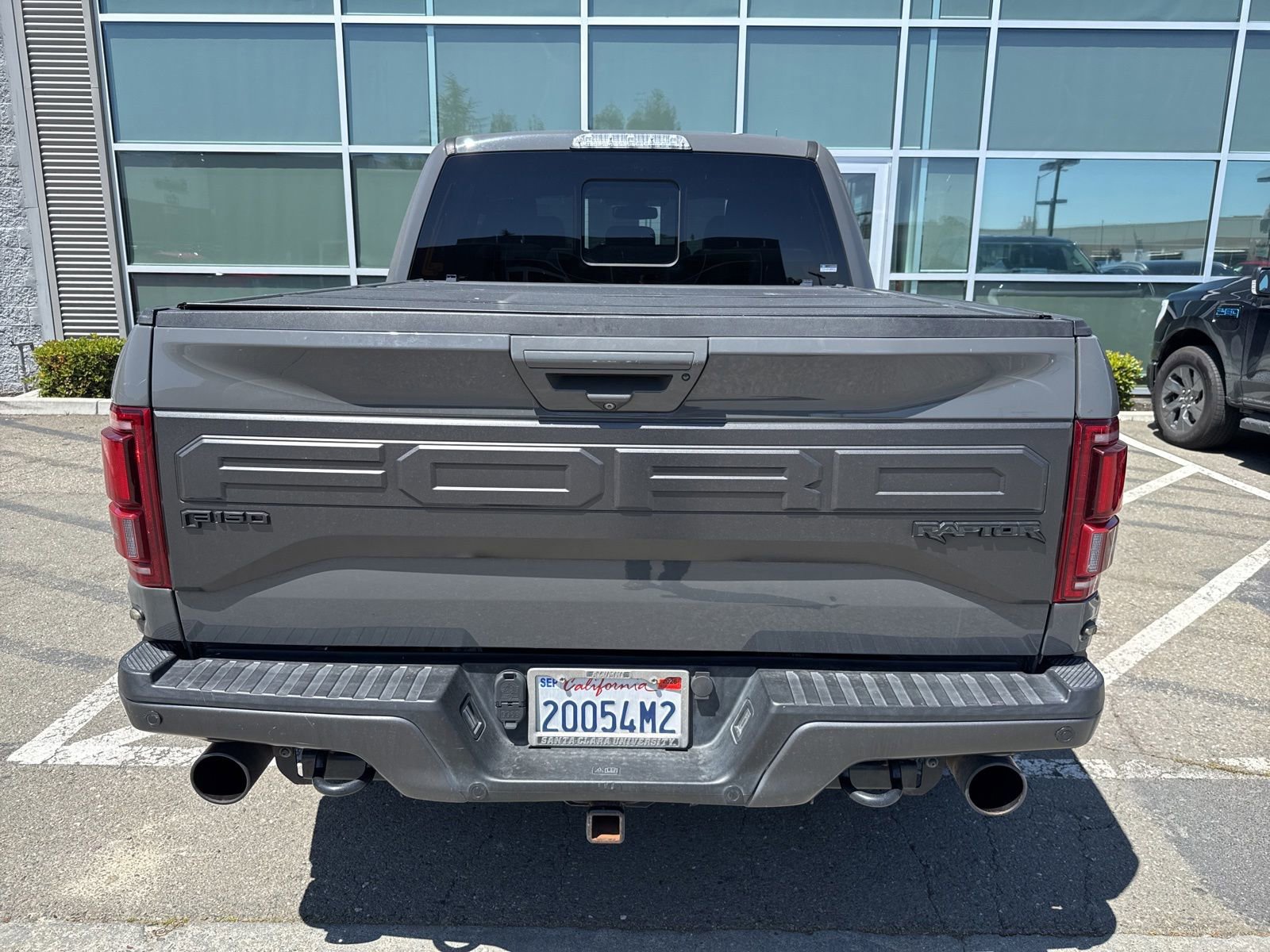 Certified 2018 Ford F150 Raptor w/ Equipment Group 802A Luxury AWD/4WD image 4