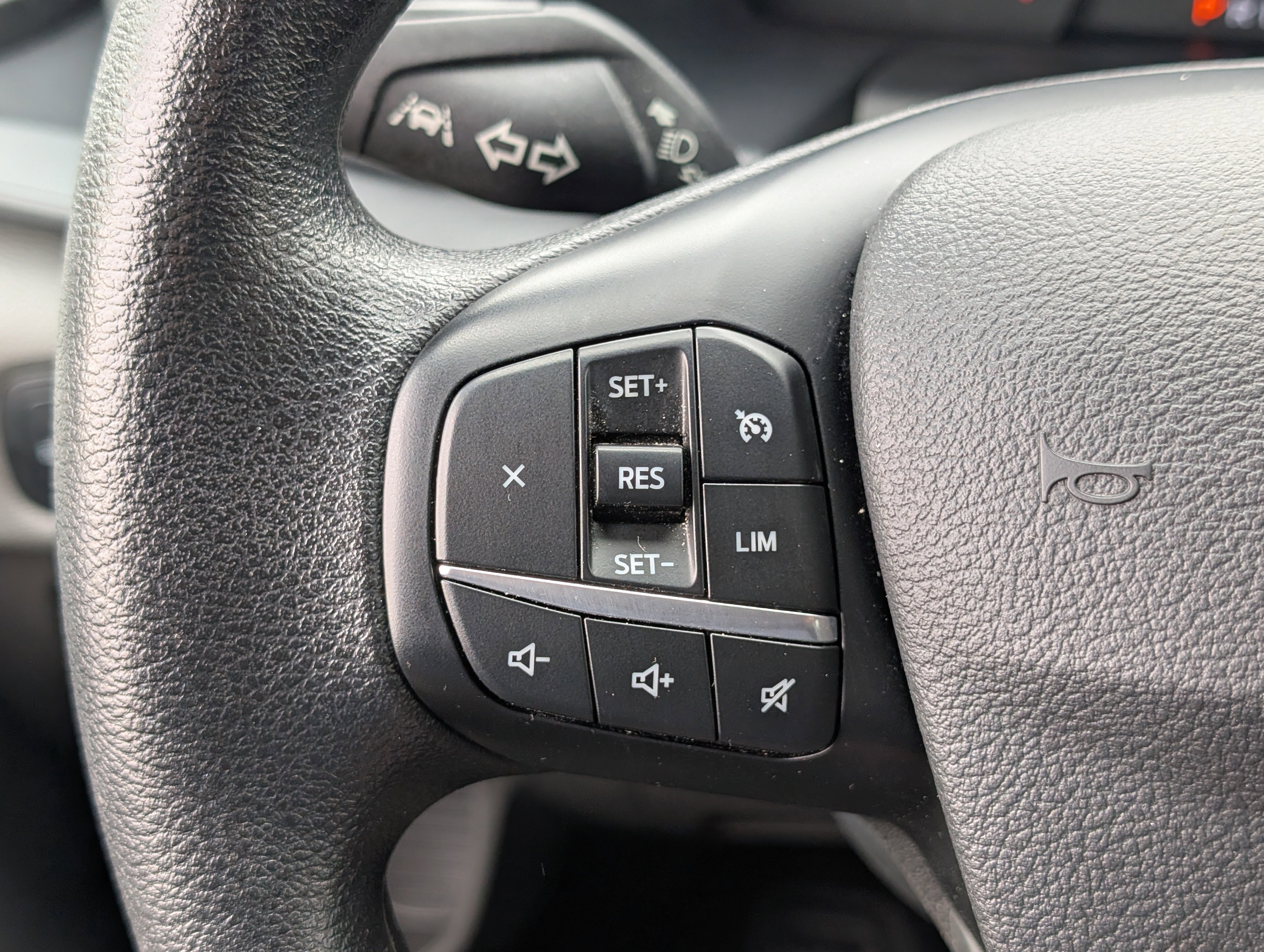 Certified 2024 Ford Transit 350 XLT image 19