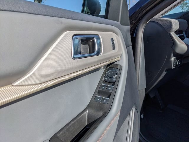 Certified 2025 Ford Explorer Active w/ Active Comfort Package AWD/4WD image 22