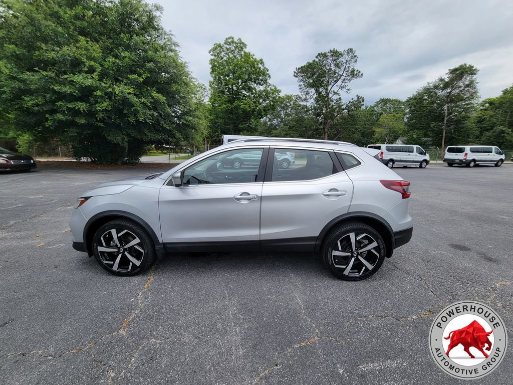 Used 2021 Nissan Rogue Sport SL w/ Premium Package AWD/4WD image 2