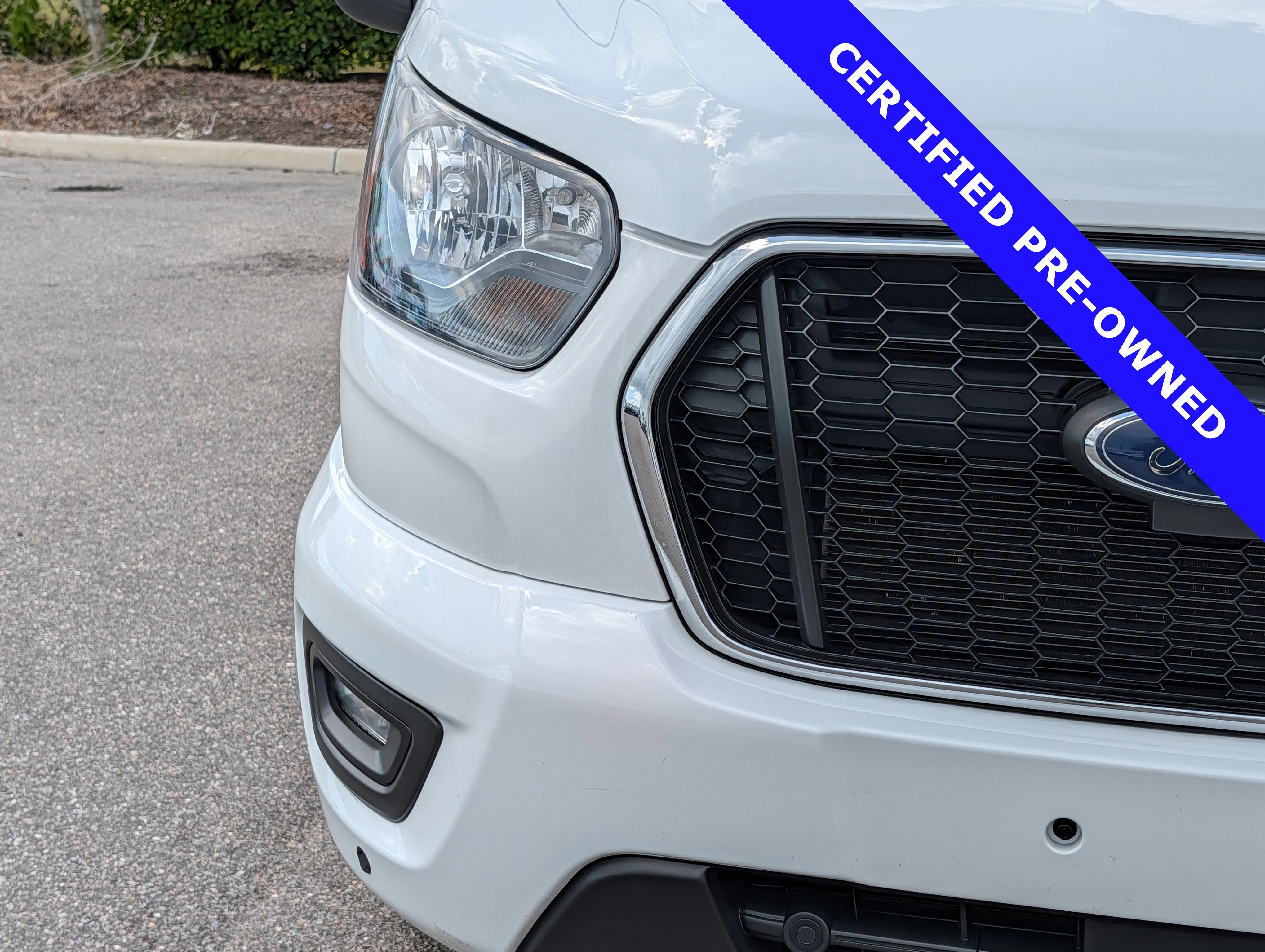 Certified 2025 Ford Transit 350 XLT RWD image 9