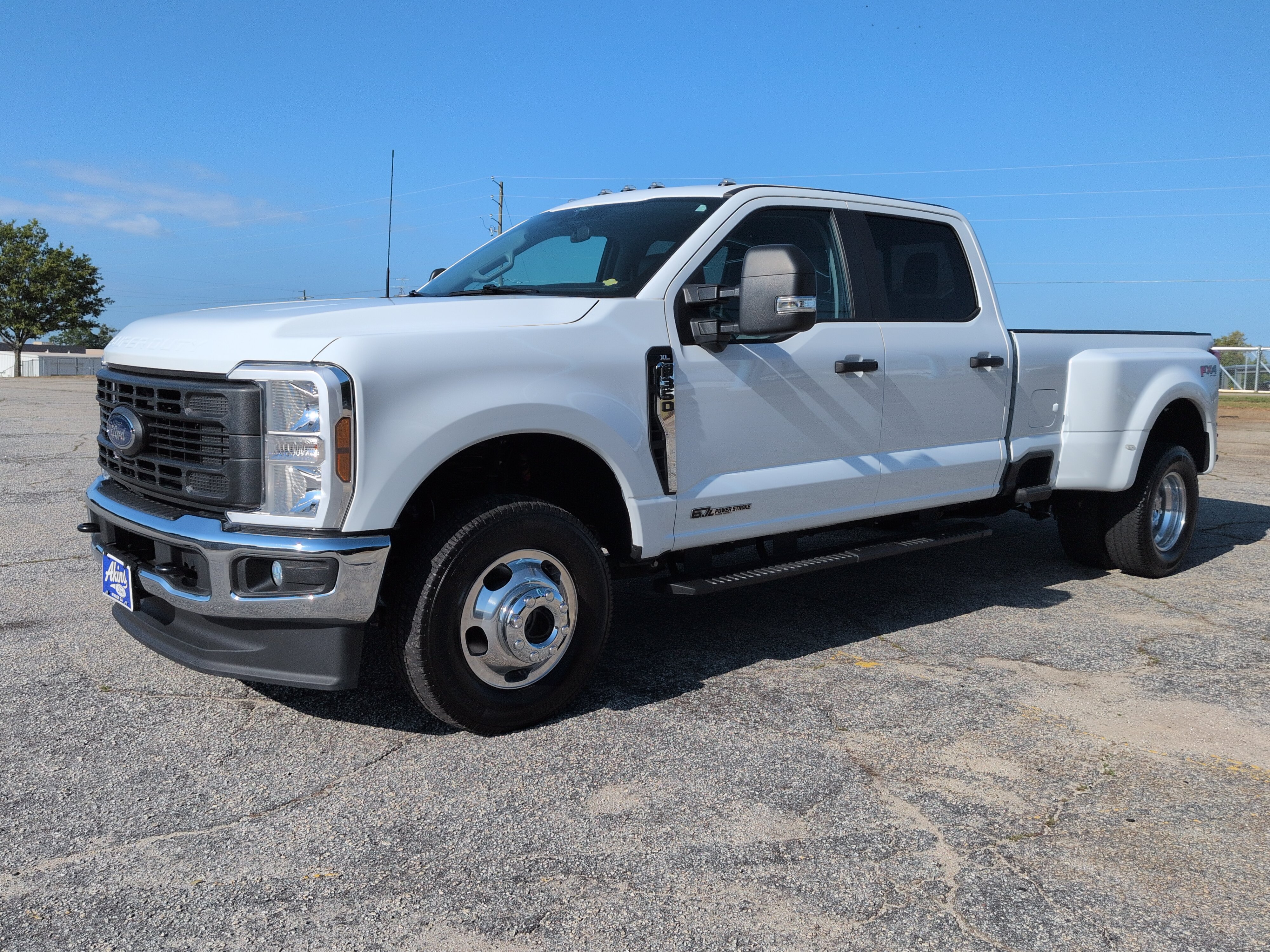 Certified 2025 Ford F350 XL w/ 360-Degree Camera Package AWD/4WD image 6