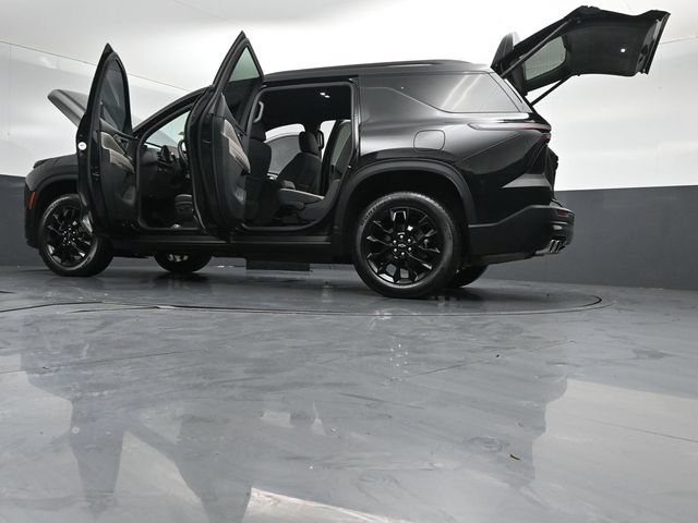 Used 2024 Chevrolet Traverse LT w/ Midnight/Sport Edition AWD/4WD image 55