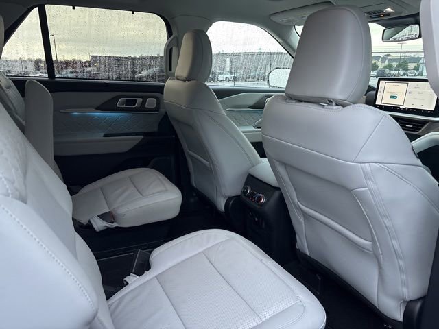 Certified 2025 Ford Explorer Platinum w/ Ultimate Package image 10
