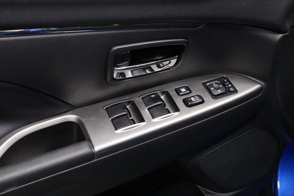 Used 2025 Mitsubishi Outlander Sport SE image 23