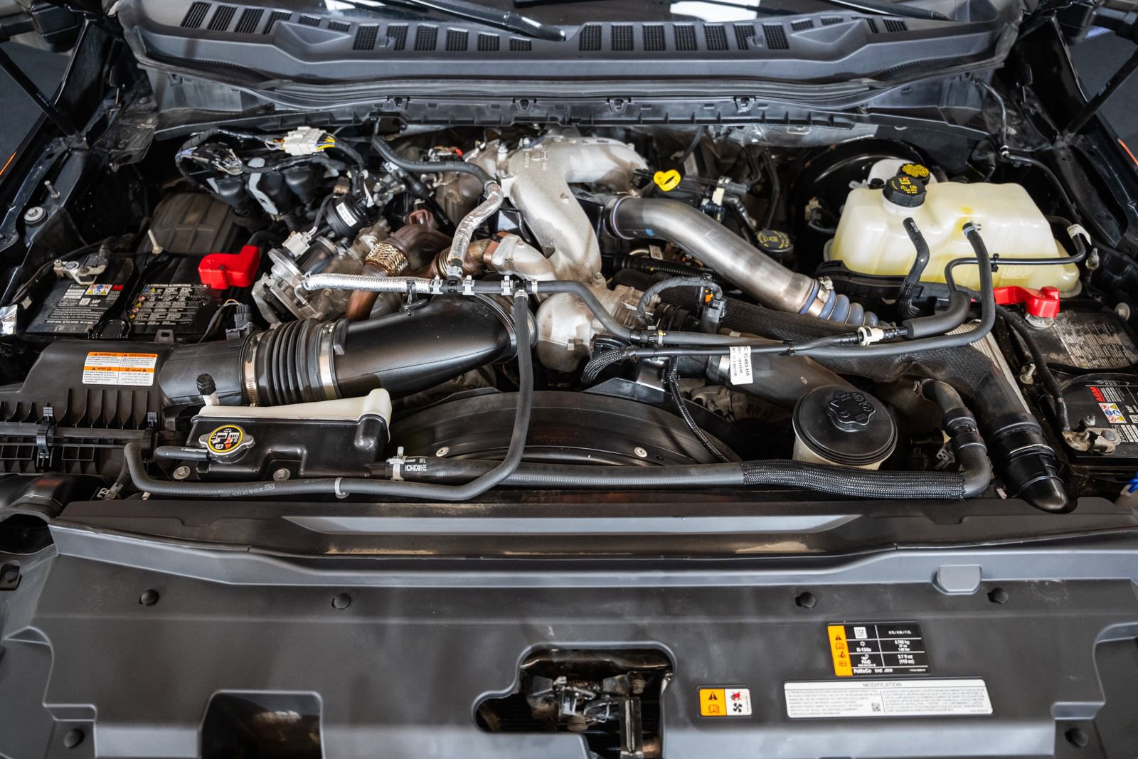 Certified 2024 Ford F250 Lariat w/ Lariat Ultimate Package image 28