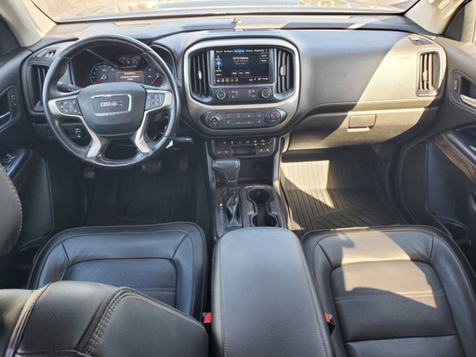 Used 2021 GMC Canyon Denali image 24