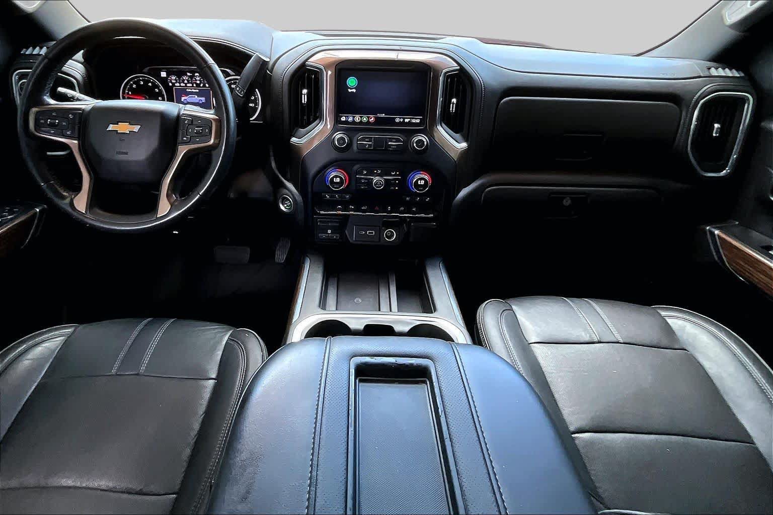 Used 2021 Chevrolet Silverado 1500 High Country w/ Technology Package AWD/4WD image 16