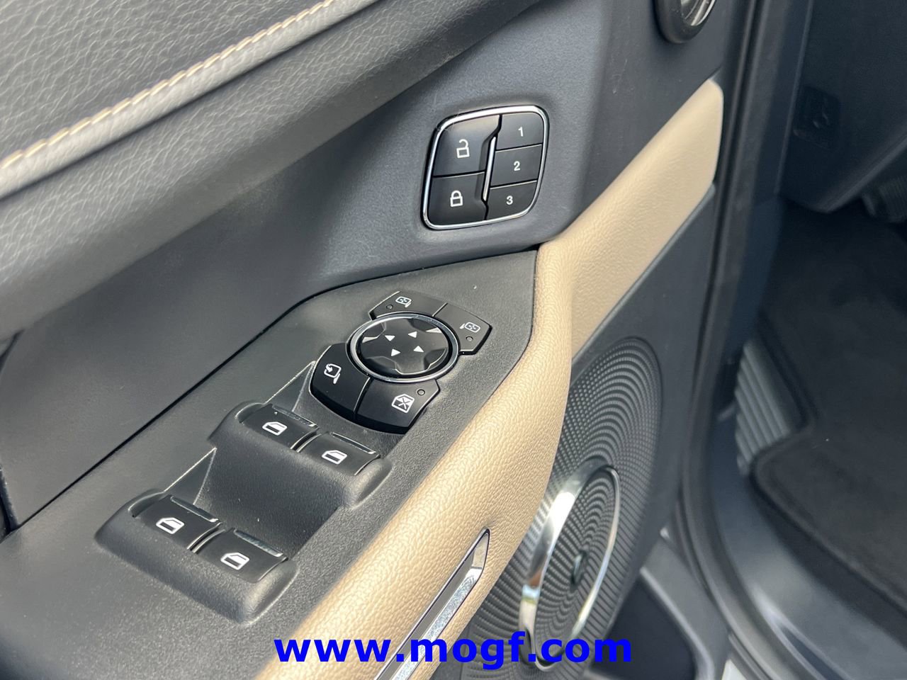Certified 2024 Ford Expedition Limited AWD/4WD image 19