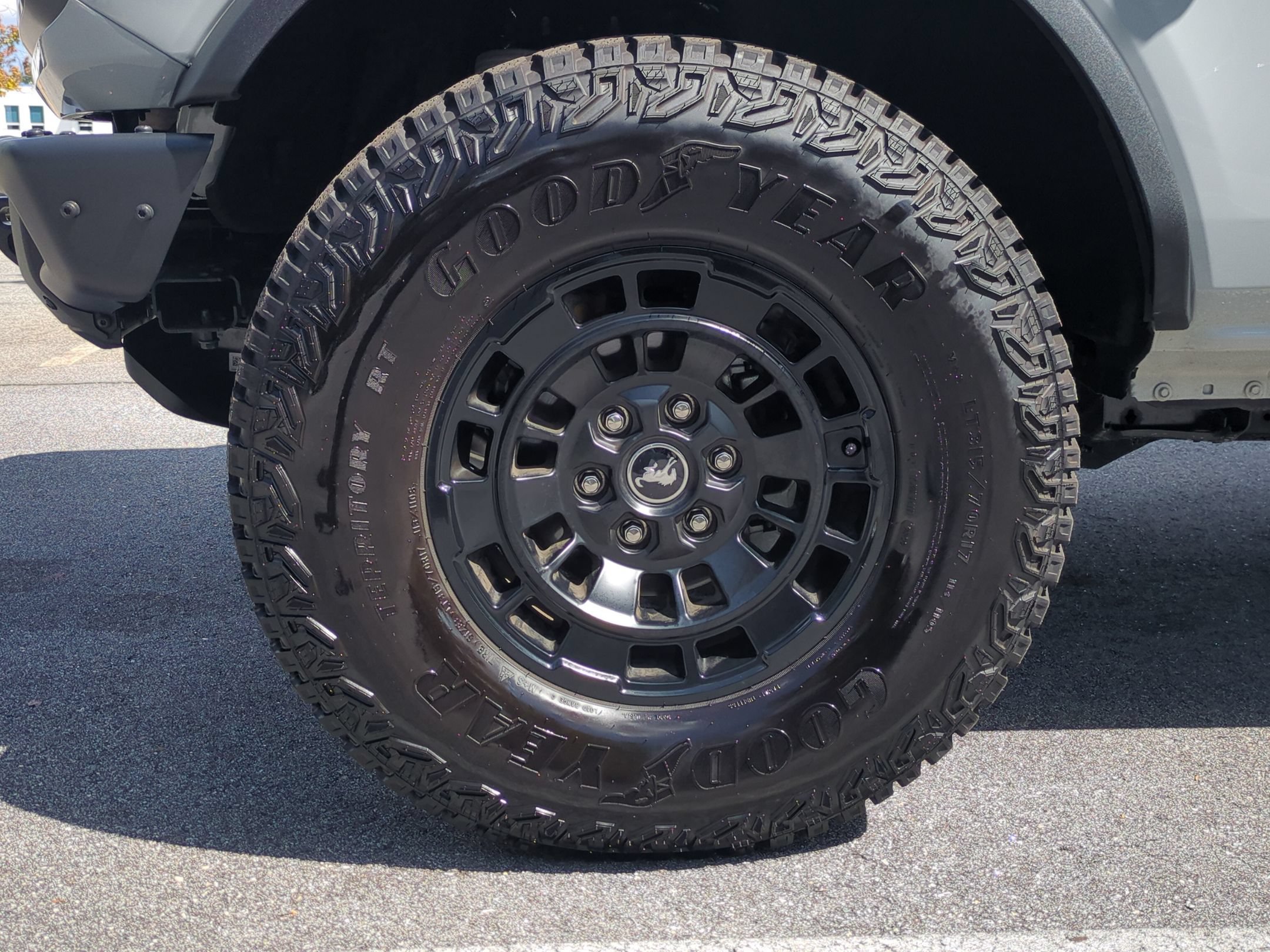 Certified 2026 Ford Bronco Badlands AWD/4WD image 9