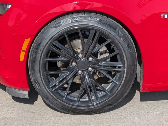 Used 2018 Chevrolet Camaro LT image 11