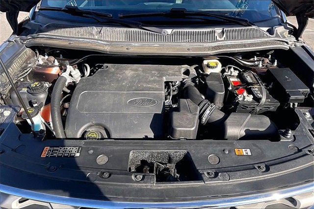 Certified 2017 Ford Explorer XLT w/ Equipment Group 201A image 10