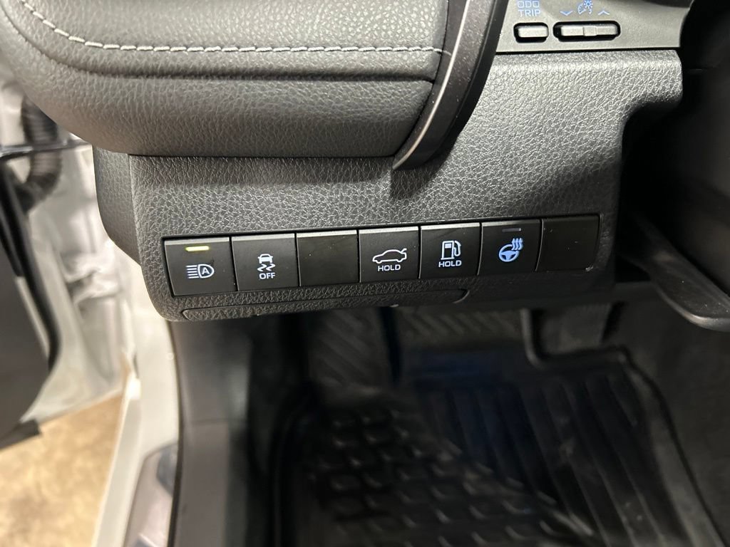 Used 2023 Toyota Camry XSE w/ Protection Package (Q2) (TMS) AWD/4WD image 13